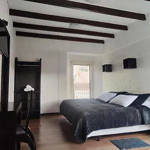 Отель Bellavista, Кито